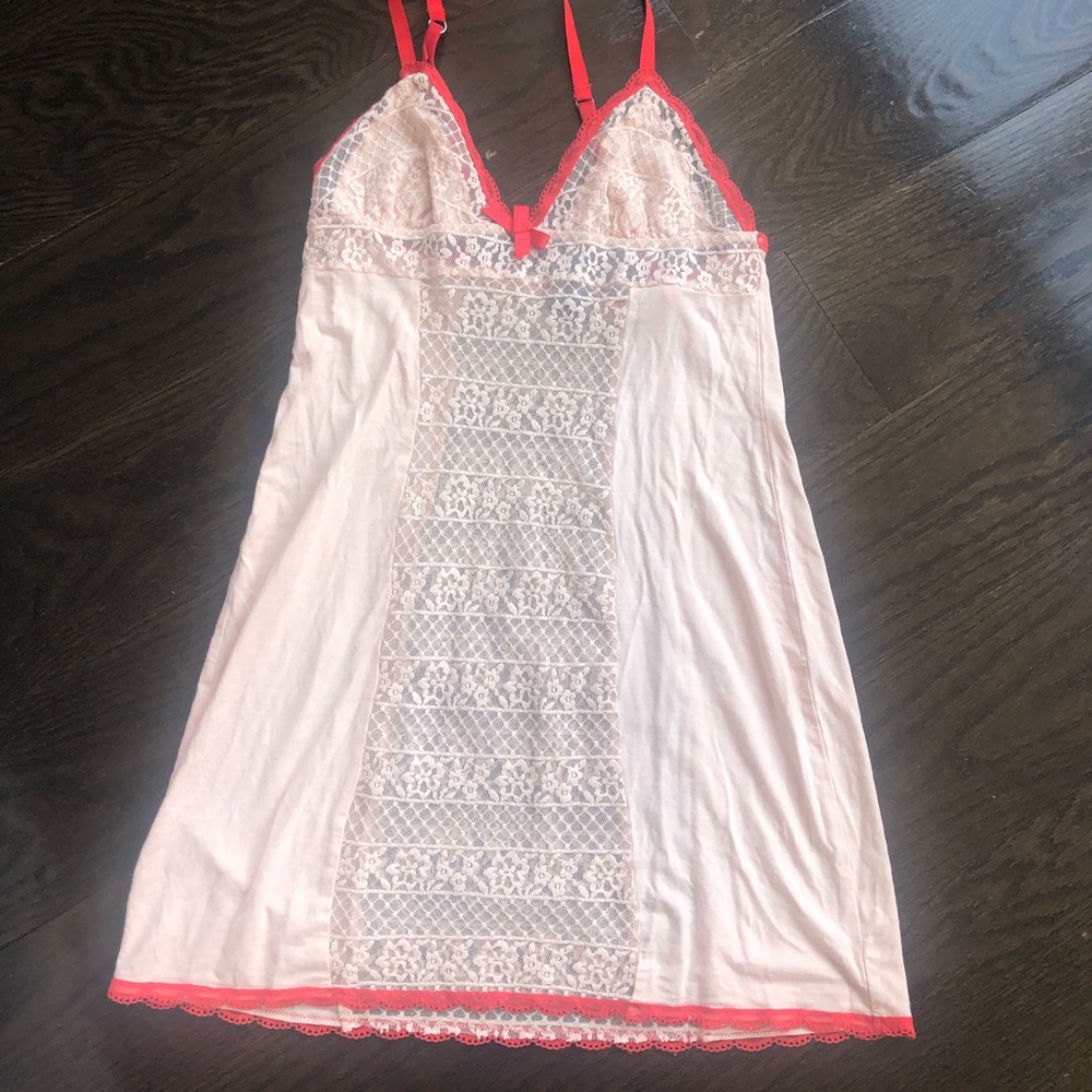 Victoria secret sleeping nightly sz small